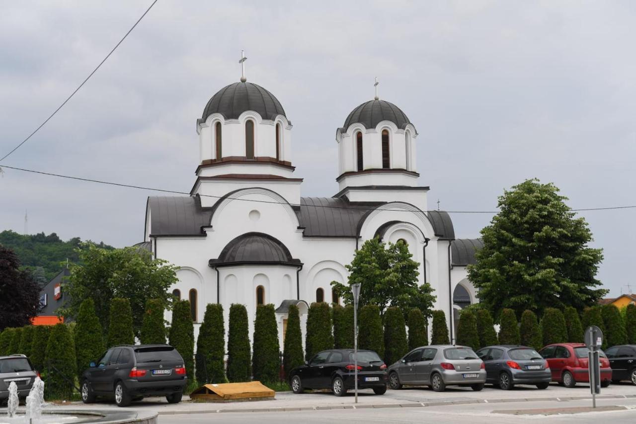 Dobi Apartmani Wing Jagodina Exterior foto